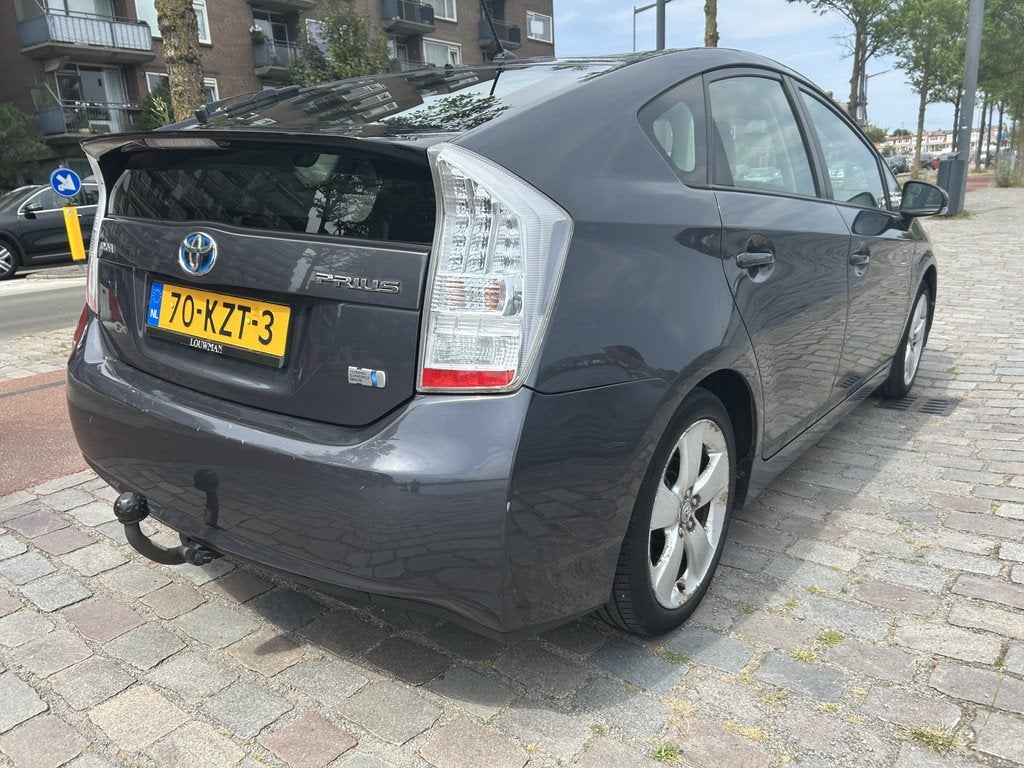 Toyota Prius 1.8 Dynamic Dealer onderhouden! airco/ecc, Auto's, Toyota, Gebruikt, Zwart, 4 cilinders, Origineel Nederlands