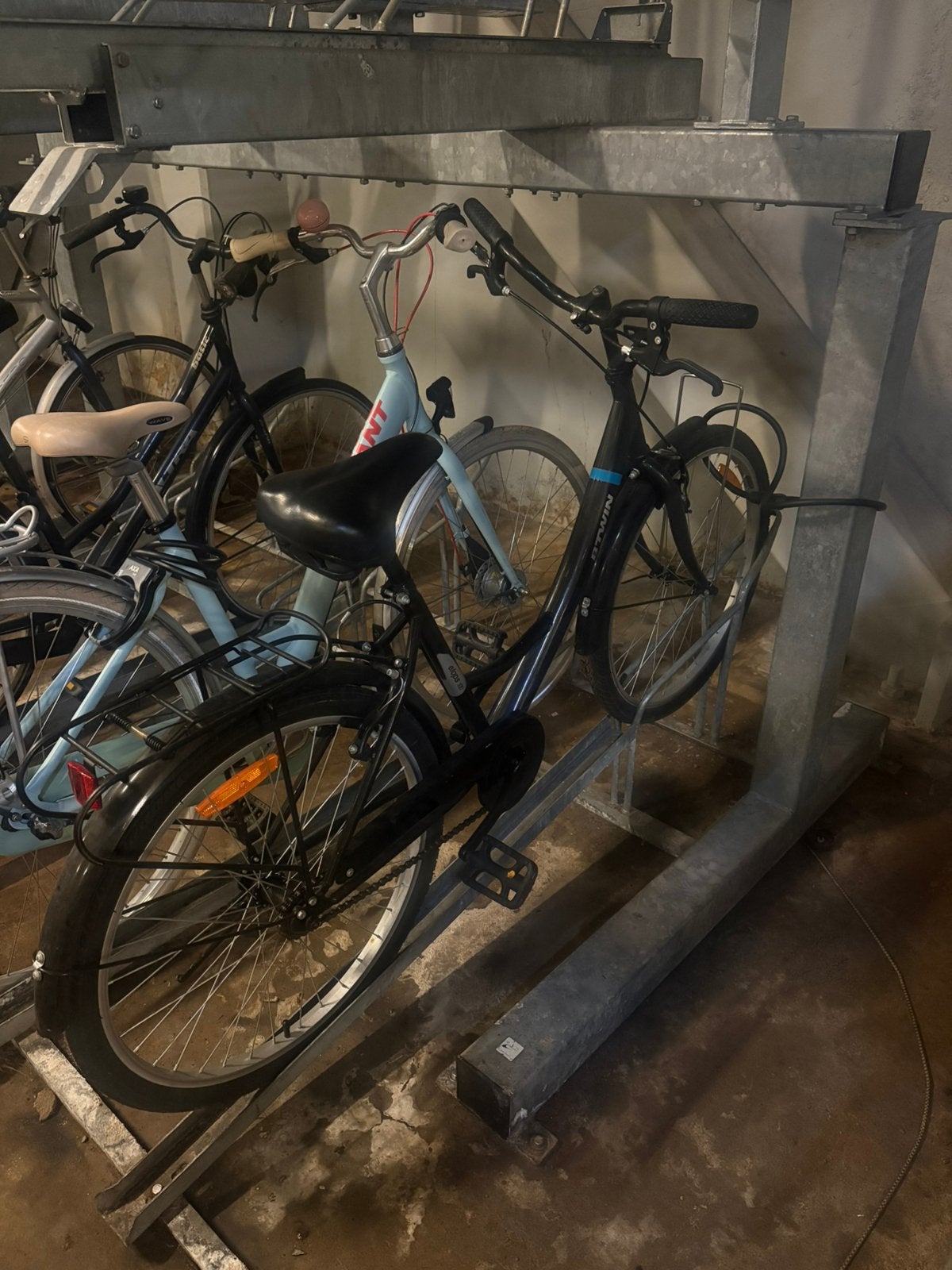 B’TWIN Stadsfiets – Goede Staat – Klaar voor Gebruik, Ophalen, Zo goed als nieuw