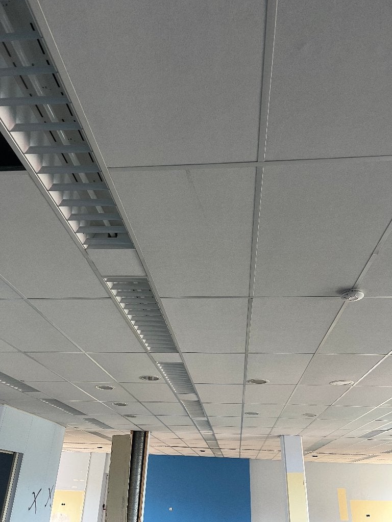 lichtbalken voor systeemplafond, Ophalen, Zo goed als nieuw, Metaal
