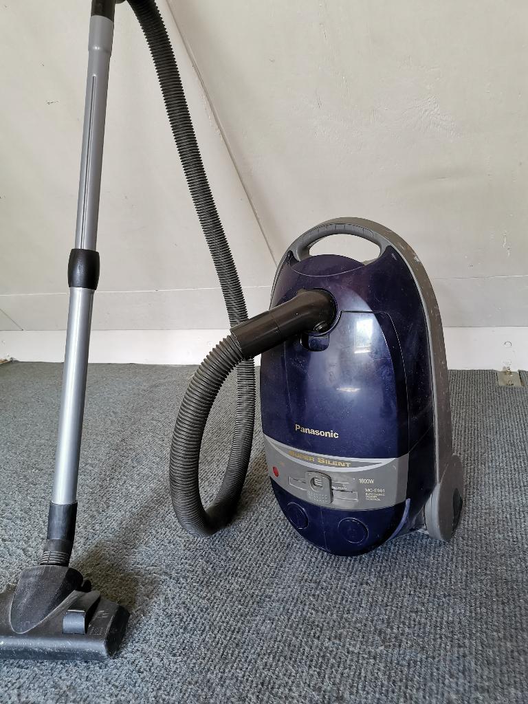 Panasonic Super Silent Stofzuiger 1600W | Werkt Goed, Witgoed en Apparatuur, Stofzuigers, Overige merken, Gebruikt, Regelbare zuigkracht