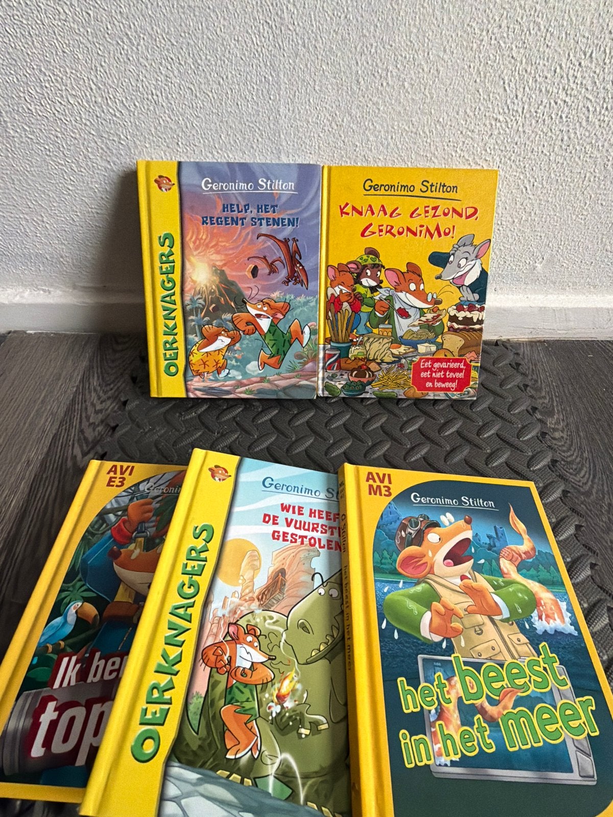 Geronimo Stilton boeken - Set van 5, Ophalen of Verzenden, Gelezen, Fictie algemeen