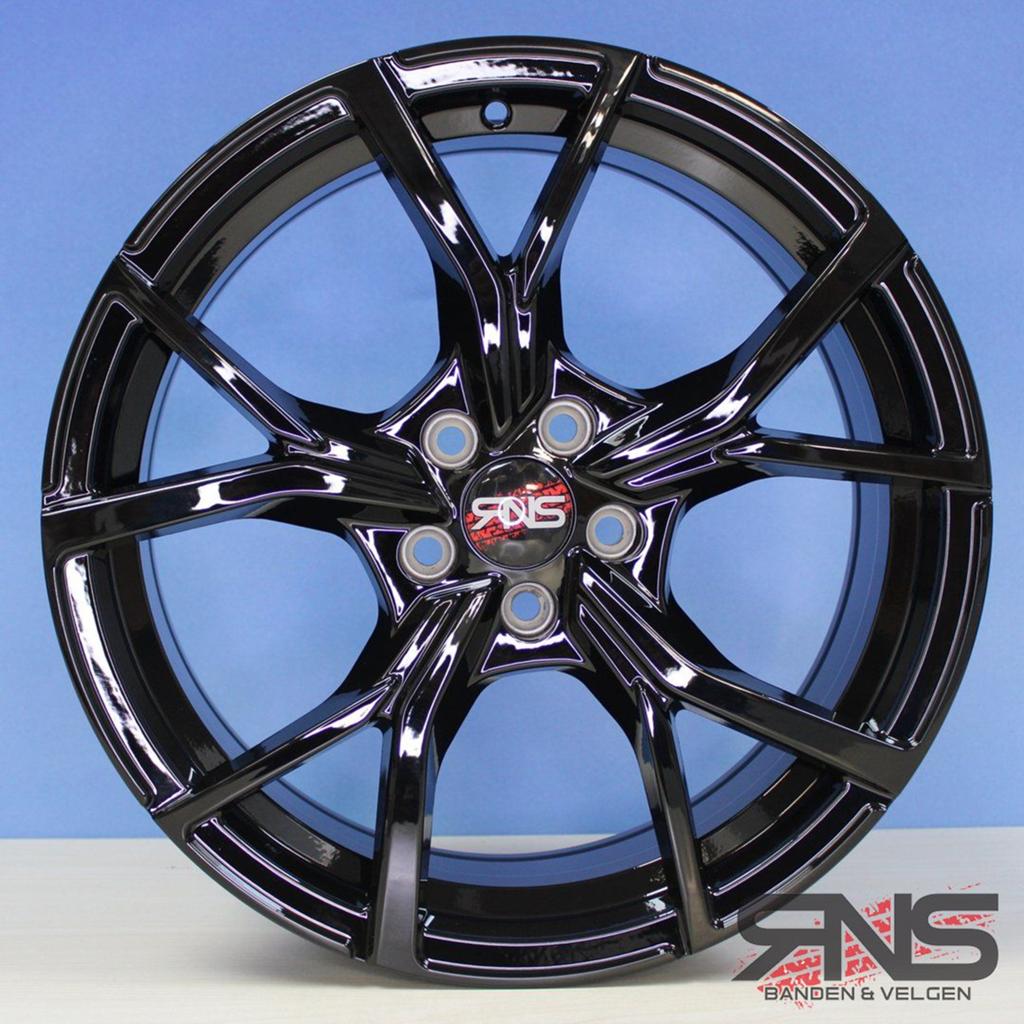 5x100 18 inch Passen Onder Seat Skoda Polo Ibiza Velgen, Auto-onderdelen, Banden en Velgen, Velg(en), -, -, Nieuw