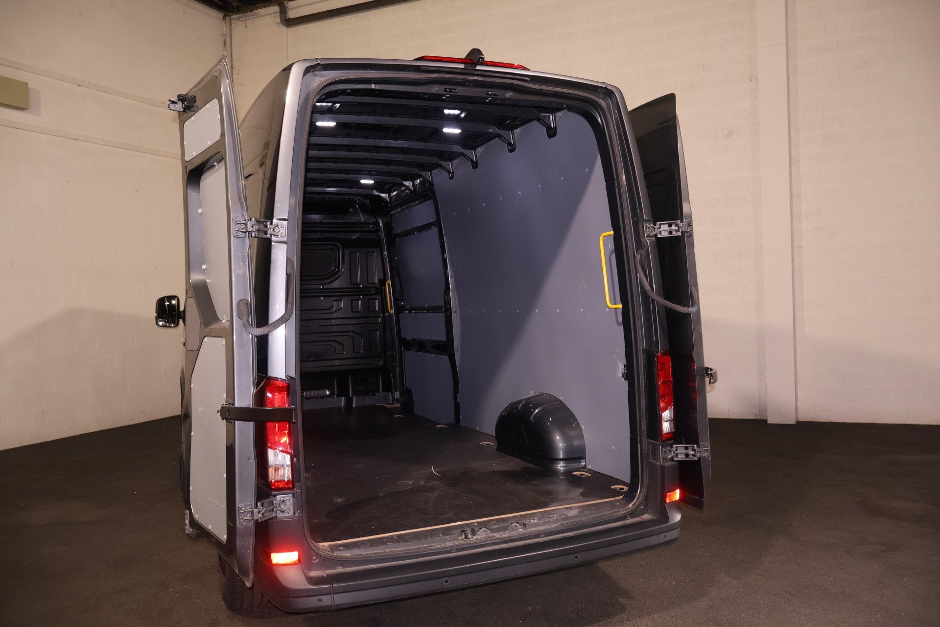 Foto 13 van MAN TGE 3.180 L4 H3 Automaat Led Navigatie Massagestoel