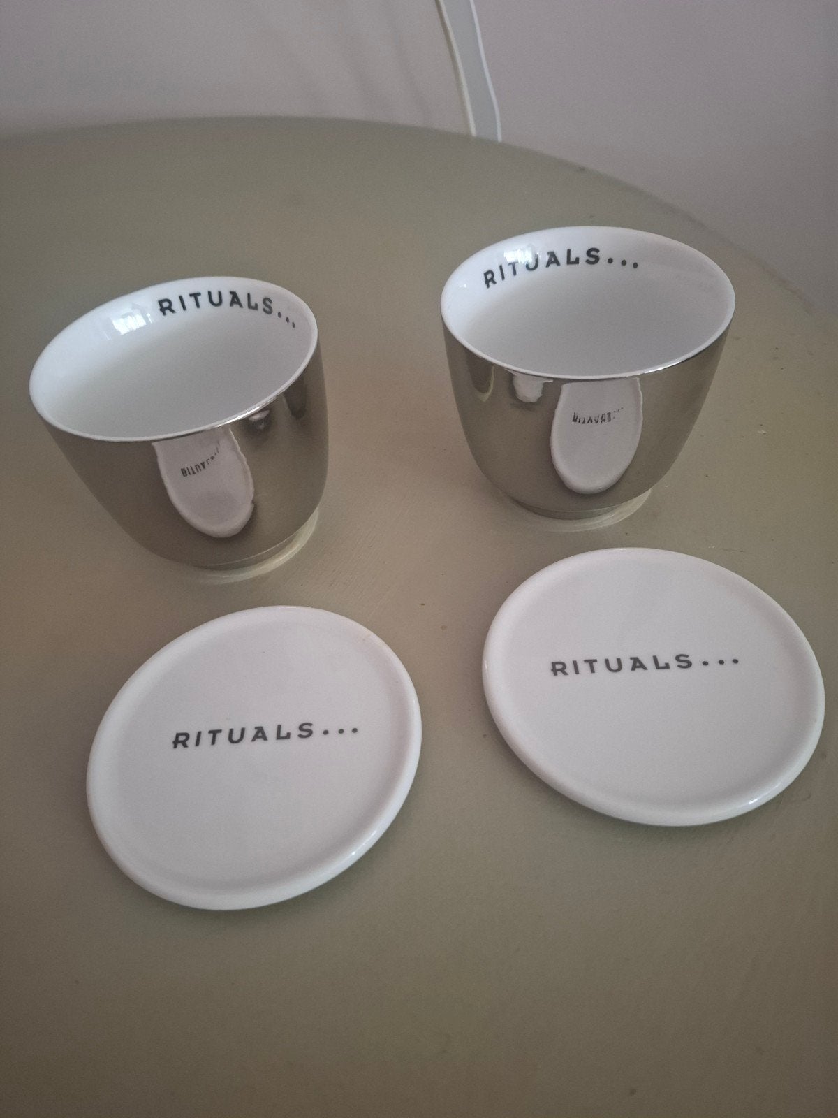 Rituals theekopjes met schotels - zilverkleurig, Ophalen