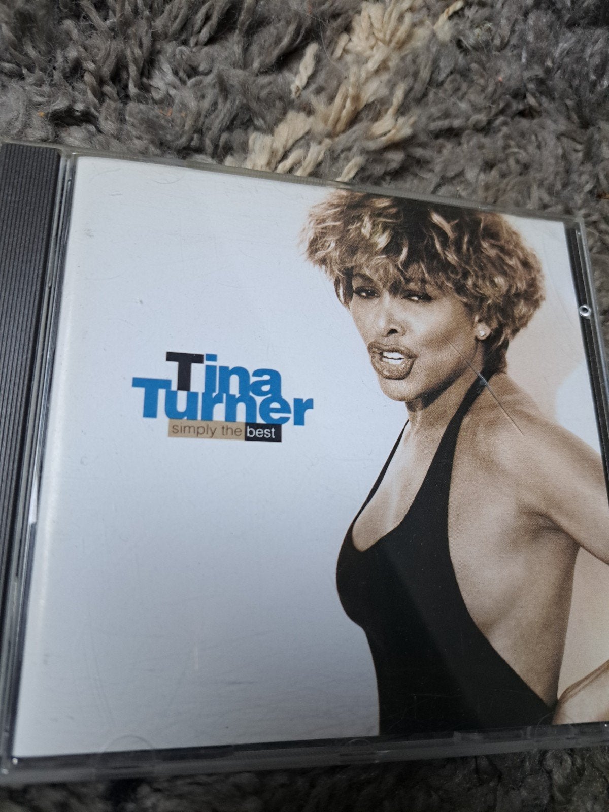 cd Tina Turner simply the best, Ophalen