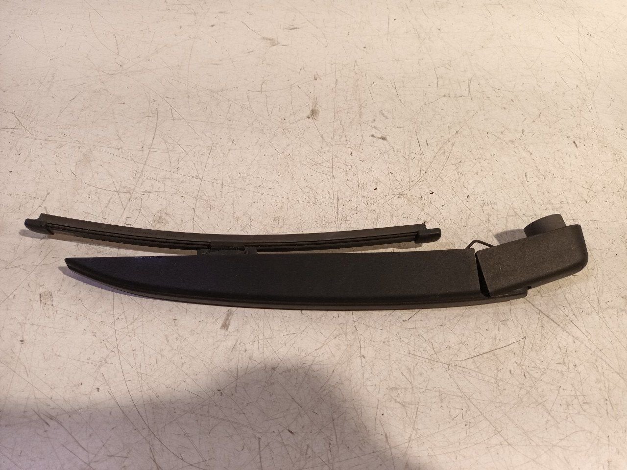 Ruitenwisserarm achterruit Renault Clio, Auto-onderdelen, Onderdelen@venauto.nl, Van der Ven Autorecycling B.V., Gebruikt, Ettenseweg 76, 4706 PB Roosendaal, The Netherlands