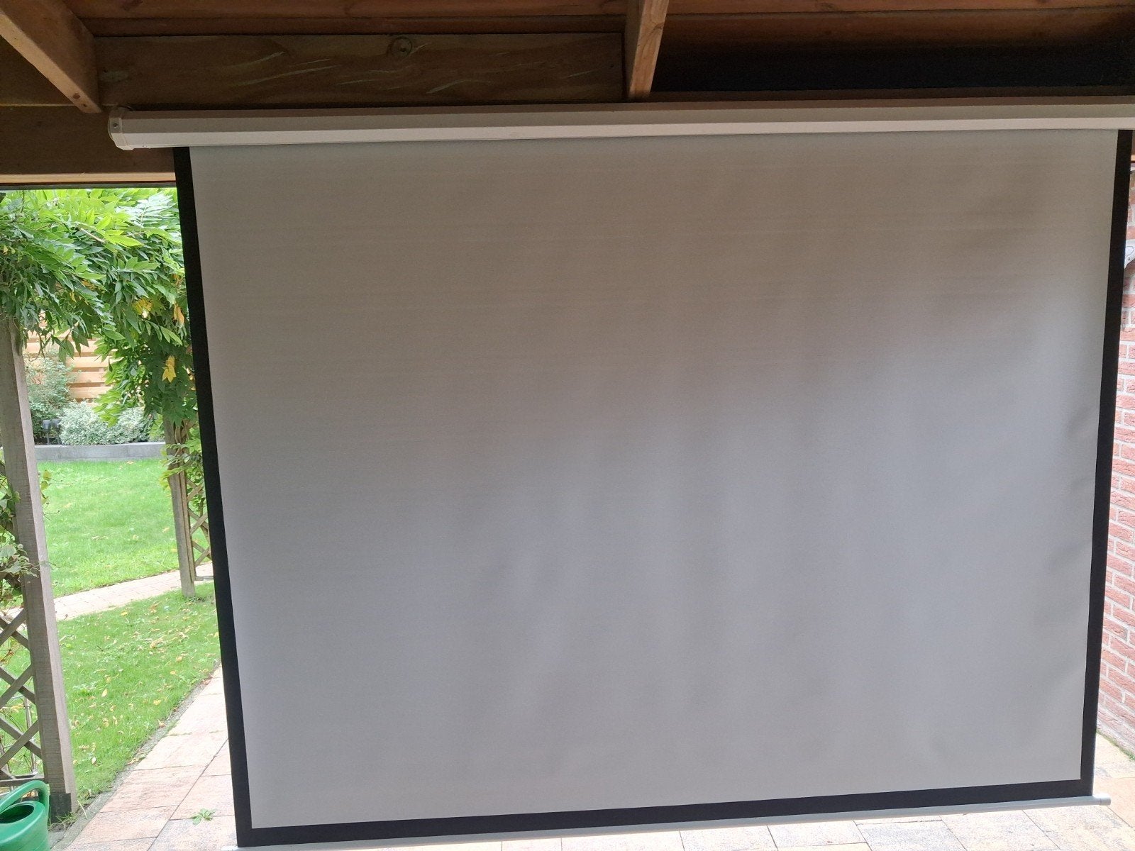 Te koop: Beamerscherm, ( elektrisch), Audio, Tv en Foto, Ophalen, Gebruikt, Ultra HD (4K)