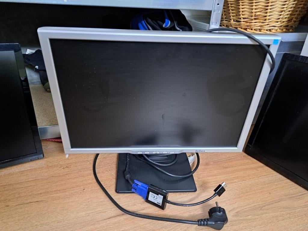 Monitoren, Computers en Software, Monitoren, Ophalen, Gebruikt, Overige typen, Onbekend