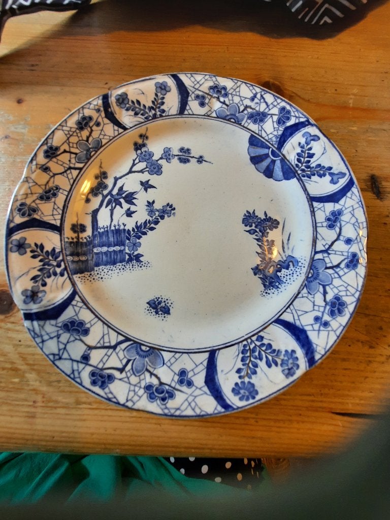 Bord Nankin.Petrus Regout&co, Ophalen of Verzenden