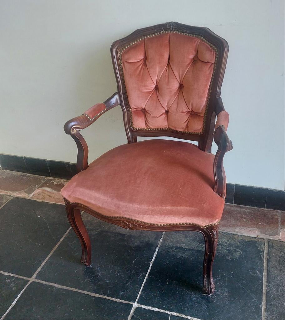 Brocante fauteuiltje, Ophalen