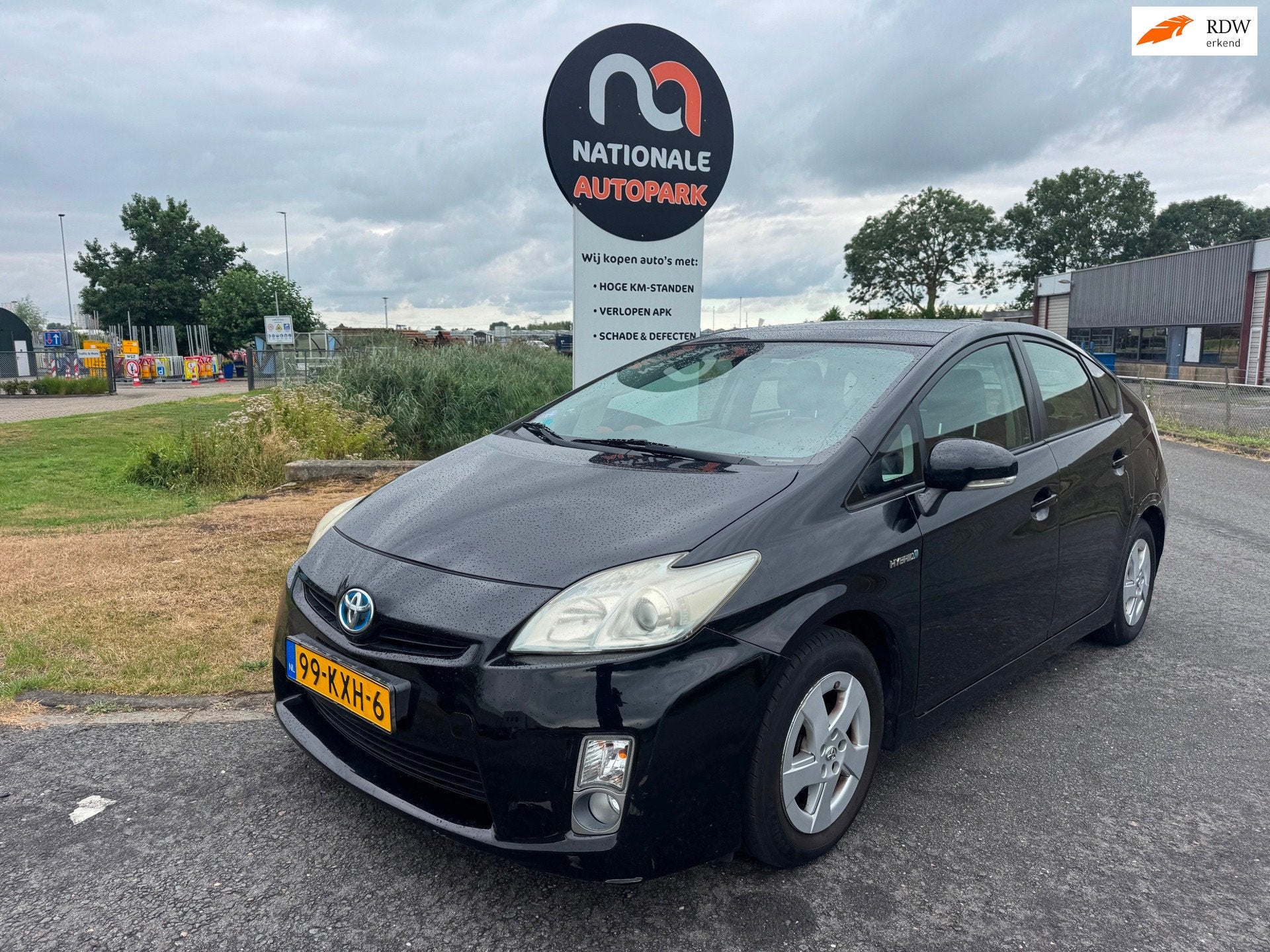 Toyota Prius 2010 * 1.8 Aspiration * Hybride * KOPPAKING LEK, Gebruikt, 4 cilinders, Zwart, Bedrijf