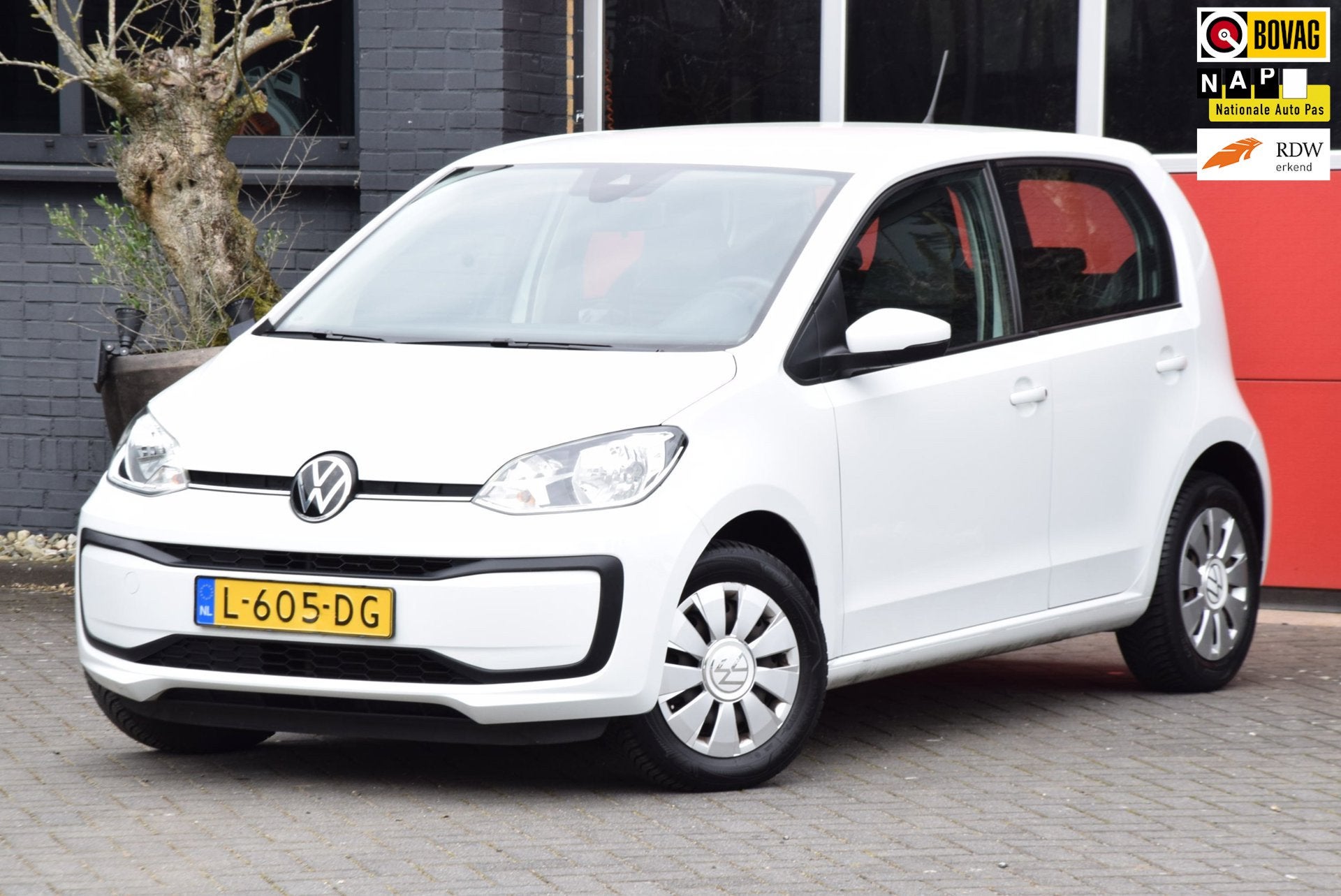 Volkswagen Up! 1.0 5D BMT move up! 2021 5 Deurs Airco Naviga, Auto's, Volkswagen, Dealer onderhouden, Stof, 4 stoelen, Origineel Nederlands