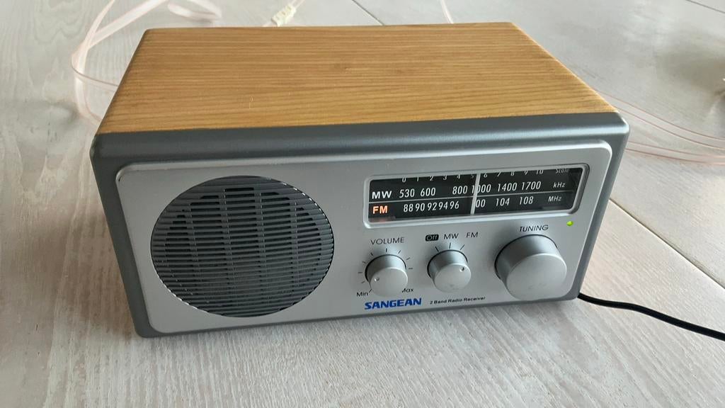 Sangean WR-1 FM radio, Audio, Tv en Foto, Radio's, Ophalen of Verzenden, Zo goed als nieuw
