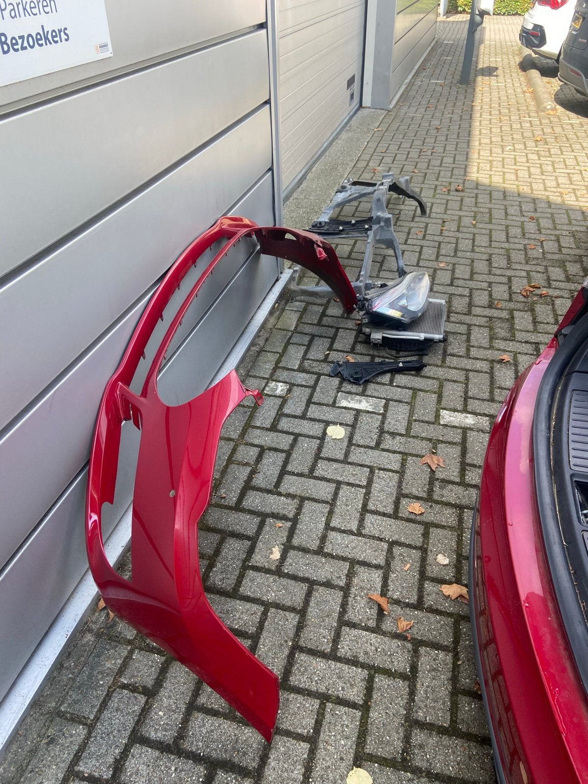 Voorscherm Tesla Model S - Gebruikt met lichte schade, Auto-onderdelen, Ophalen of Verzenden, Gebruikt, Voor, Spatbord