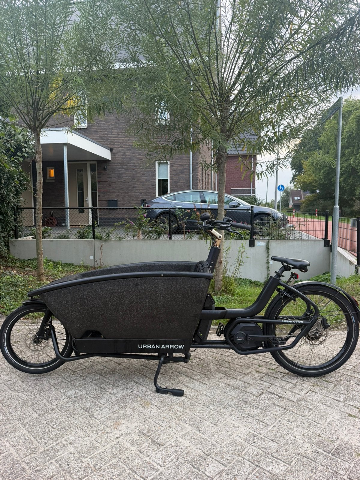 Urban Arrow Family bakfiets Performance 2024 - NIEUWSTAAT, Fietsen en Brommers, Elektrisch, Zo goed als nieuw, 2 kinderen, Schijfrem