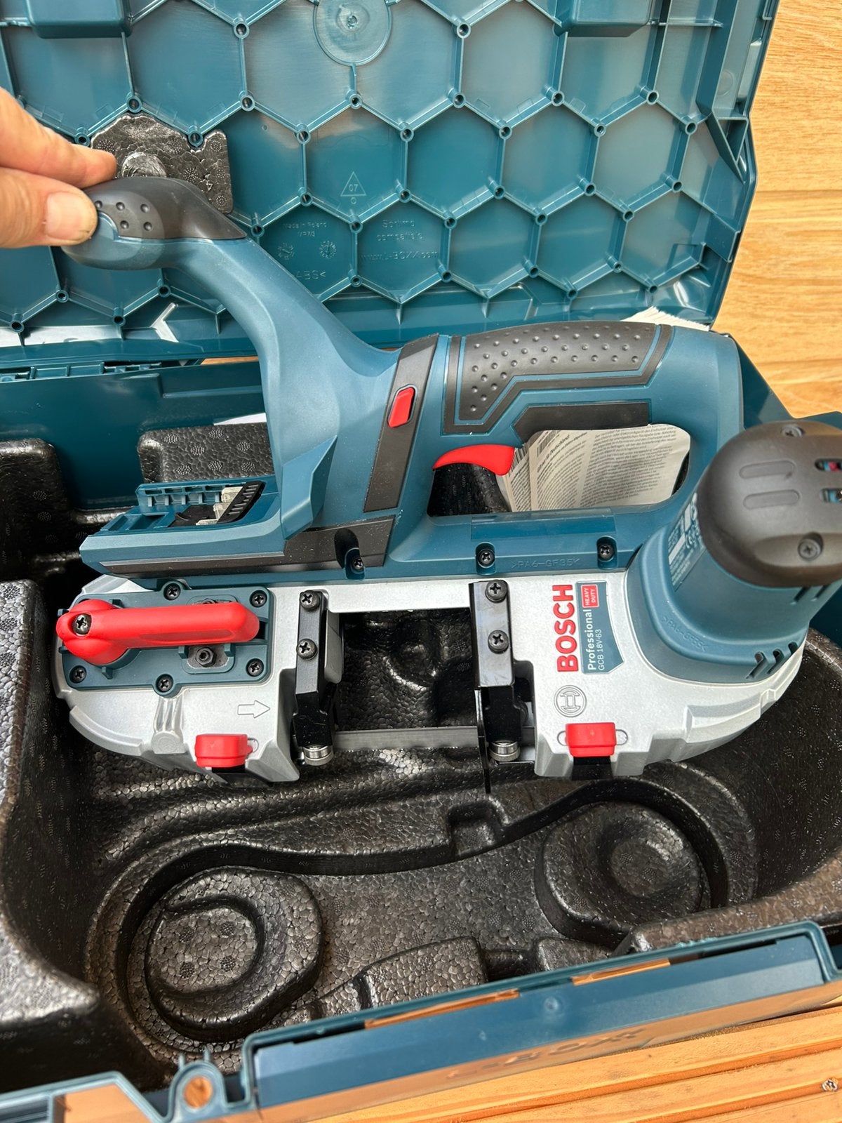 Bosch GCB 18V-63 bandzaagmachine, Ophalen of Verzenden, Zo goed als nieuw
