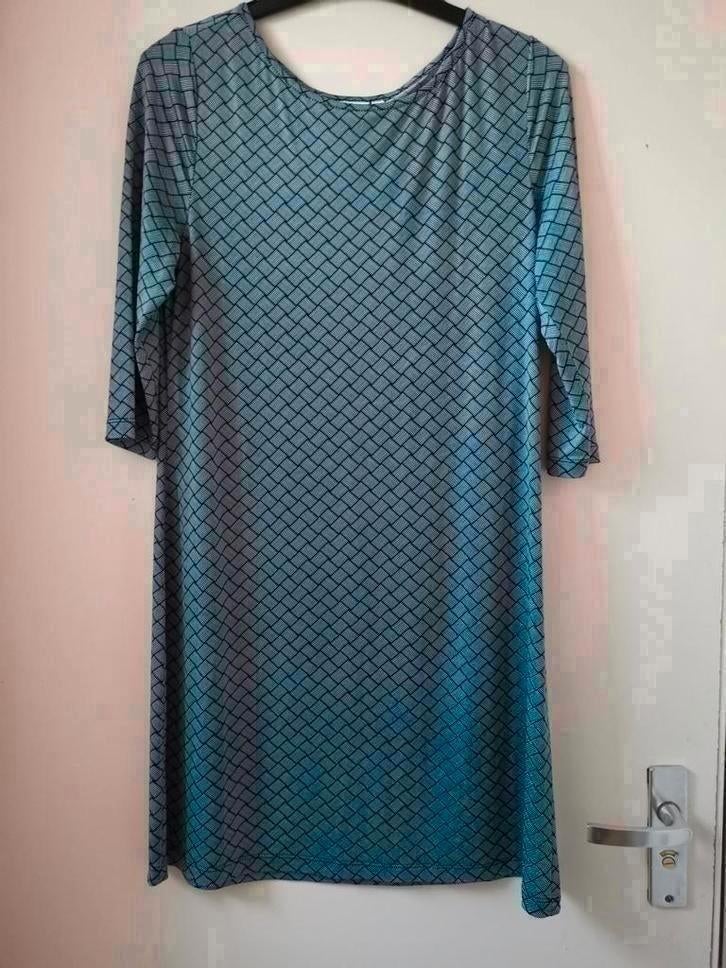 Jurk maat 42, Blauw, Maat 42/44 (L), Nieuw, Ophalen of Verzenden