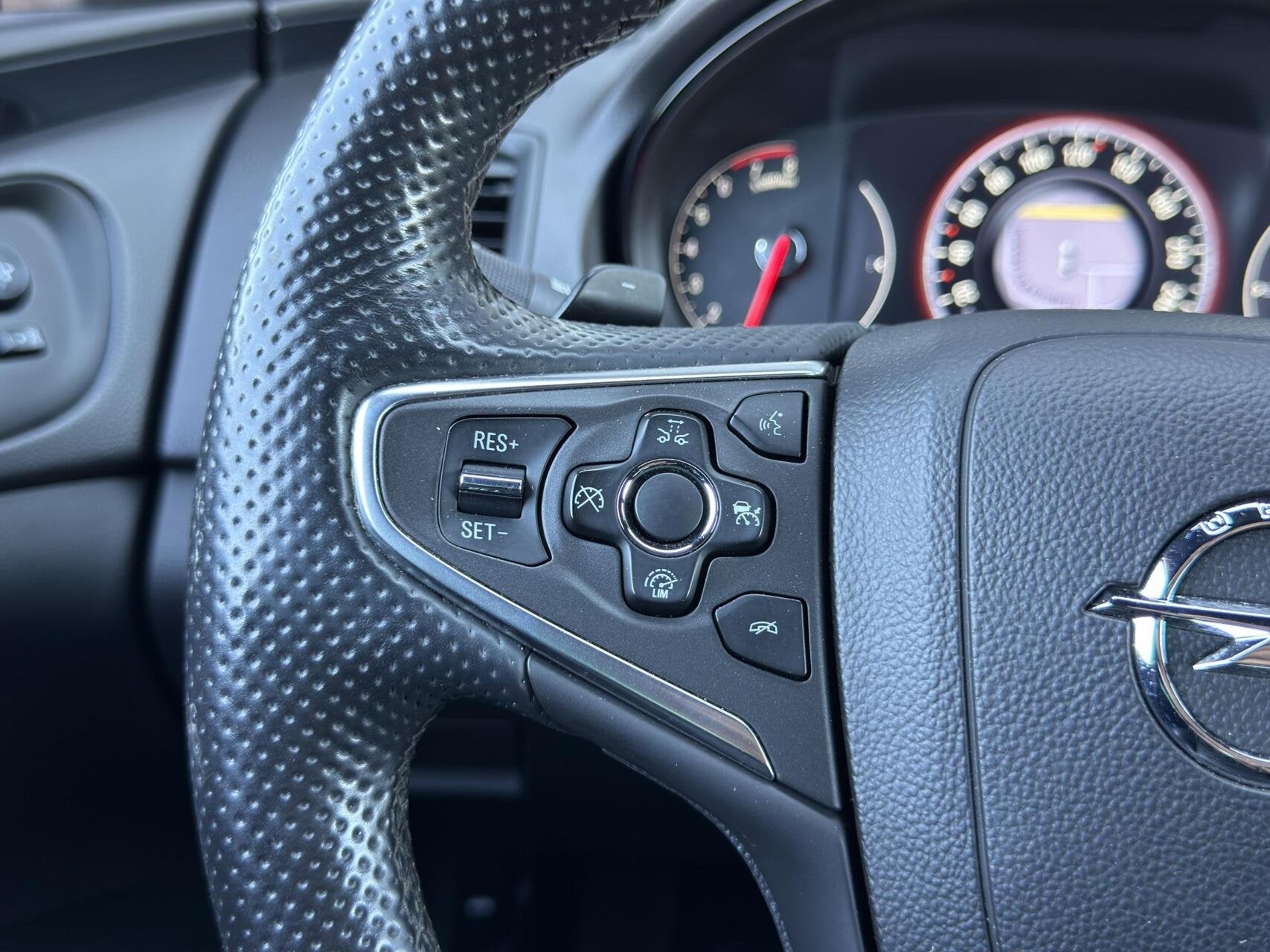 Foto 38 van Opel Insignia Sports Tourer 2.0 T Cosmo 4x4 250pk |Bose|Lede