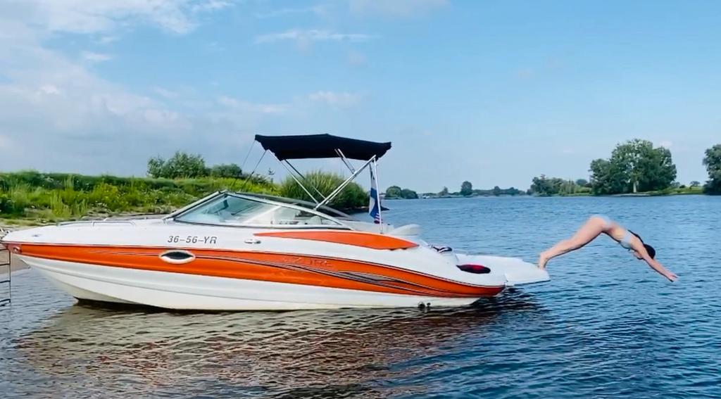 Azure 238 speedboot - open bow vaarklaar! met ligplaats., Watersport en Boten, Speedboten, Ophalen, Binnenboordmotor, 6 meter of meer