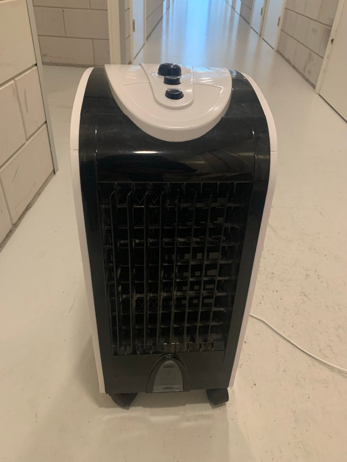 Mobiele Aircooler / Luchtkoeler met Swingfunctie, Ophalen, Gebruikt, Overige