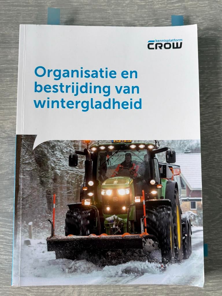 CROW Organisatie en bestrijding van wintergladheid, Boeken, Studieboeken en Cursussen, Ophalen of Verzenden, Zo goed als nieuw