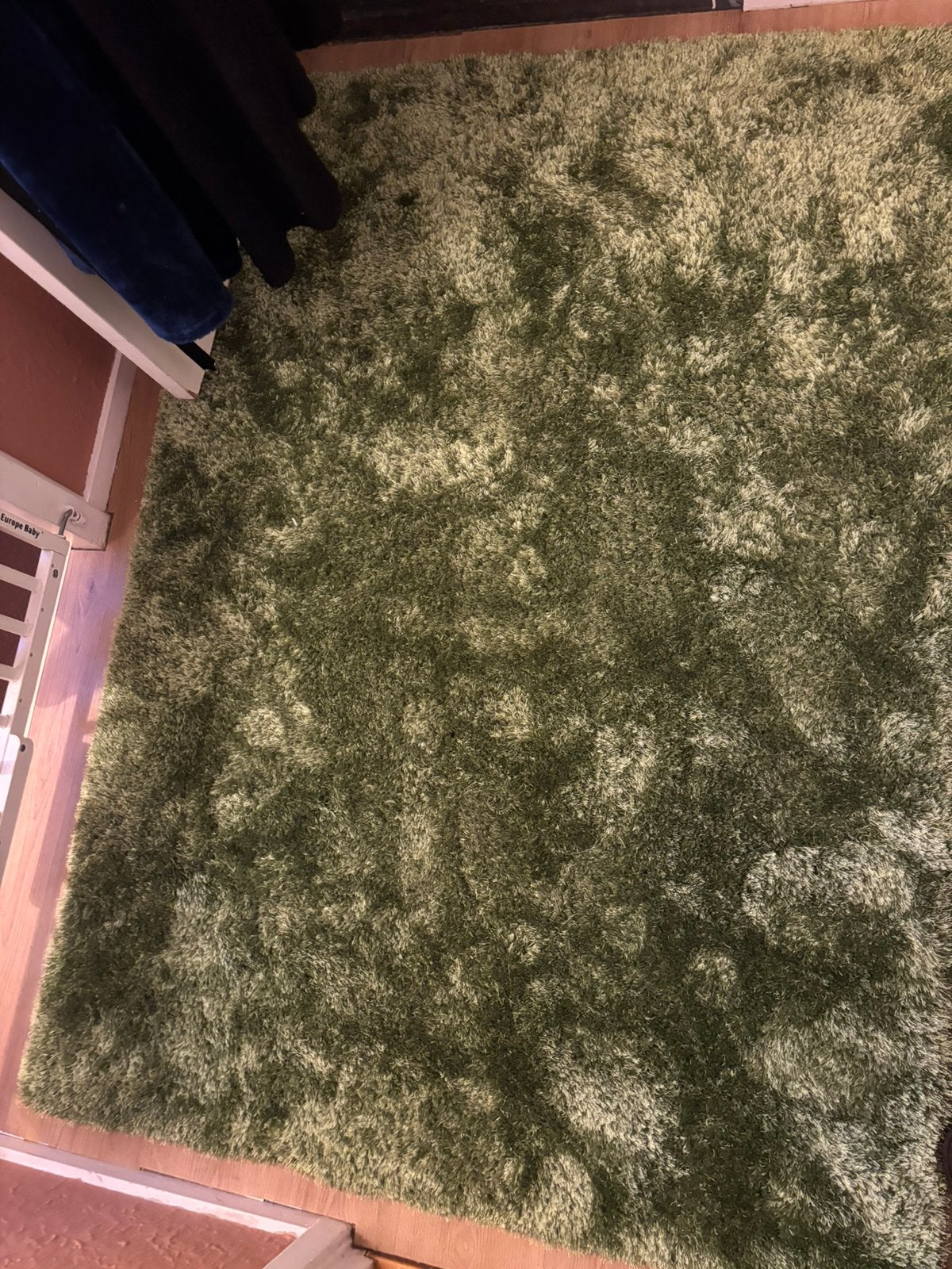 Hoogpolig knalgroen vloerkleed, Ophalen, Zo goed als nieuw, Rechthoekig, 200 cm of meer