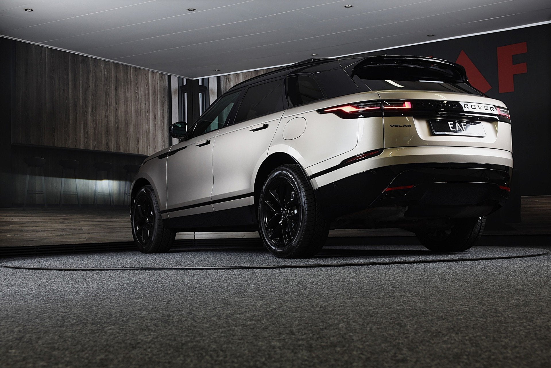 Land Rover Range Rover Velar 3.0 P400 AWD Dynamic SE MHEV /, Automaat, Adaptive Cruise Control, Gebruikt, Zwart