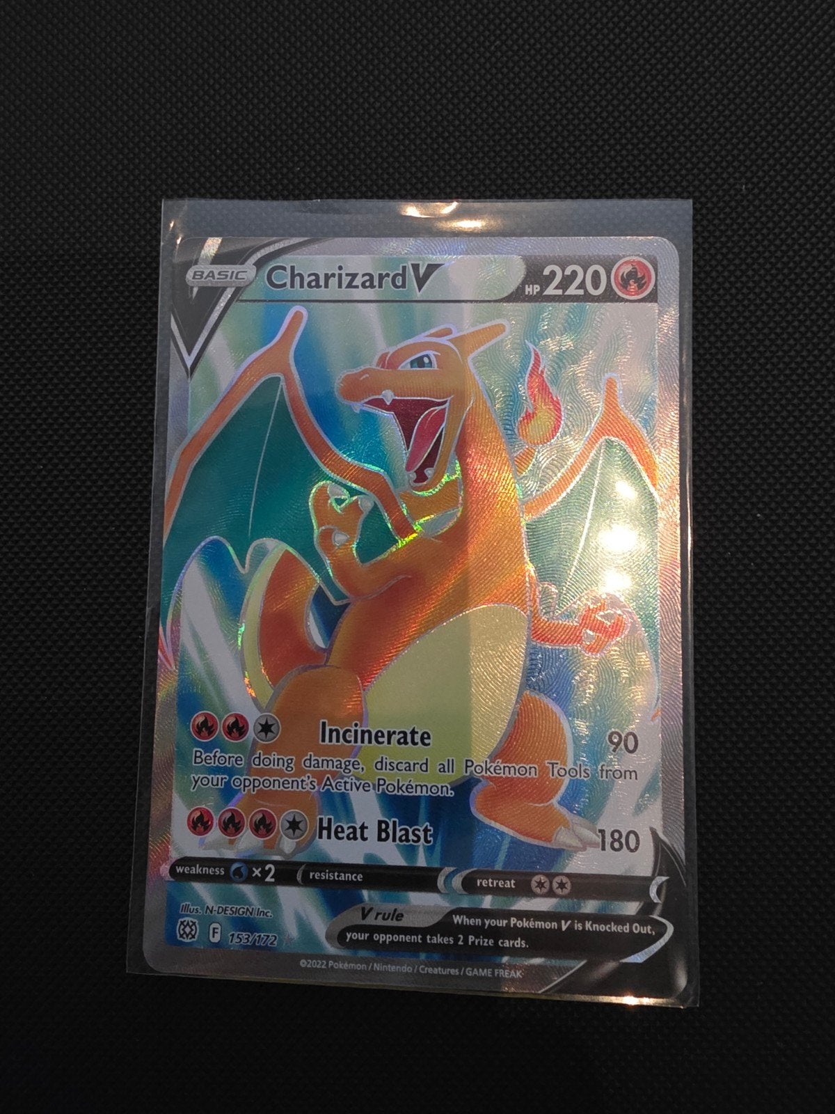 Charizard V 153/172, Ophalen of Verzenden, Zo goed als nieuw