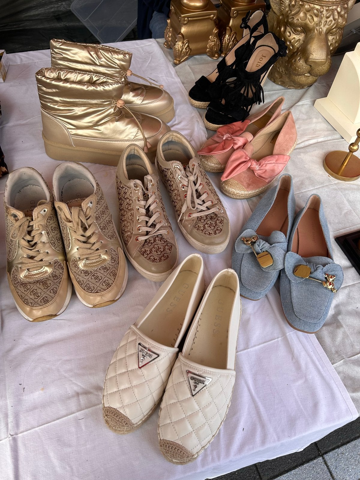 Partij schoenen (maat 41), Ophalen, Zo goed als nieuw, Zwart, Sneakers of Gympen