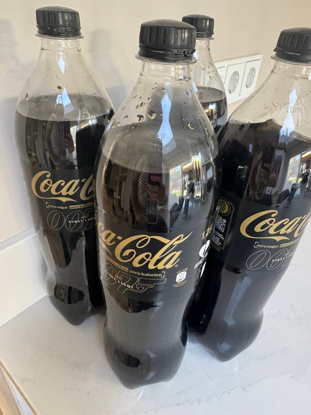 4 flessen 1.25 liter Coca Cola zero cafeine vrij, Ophalen