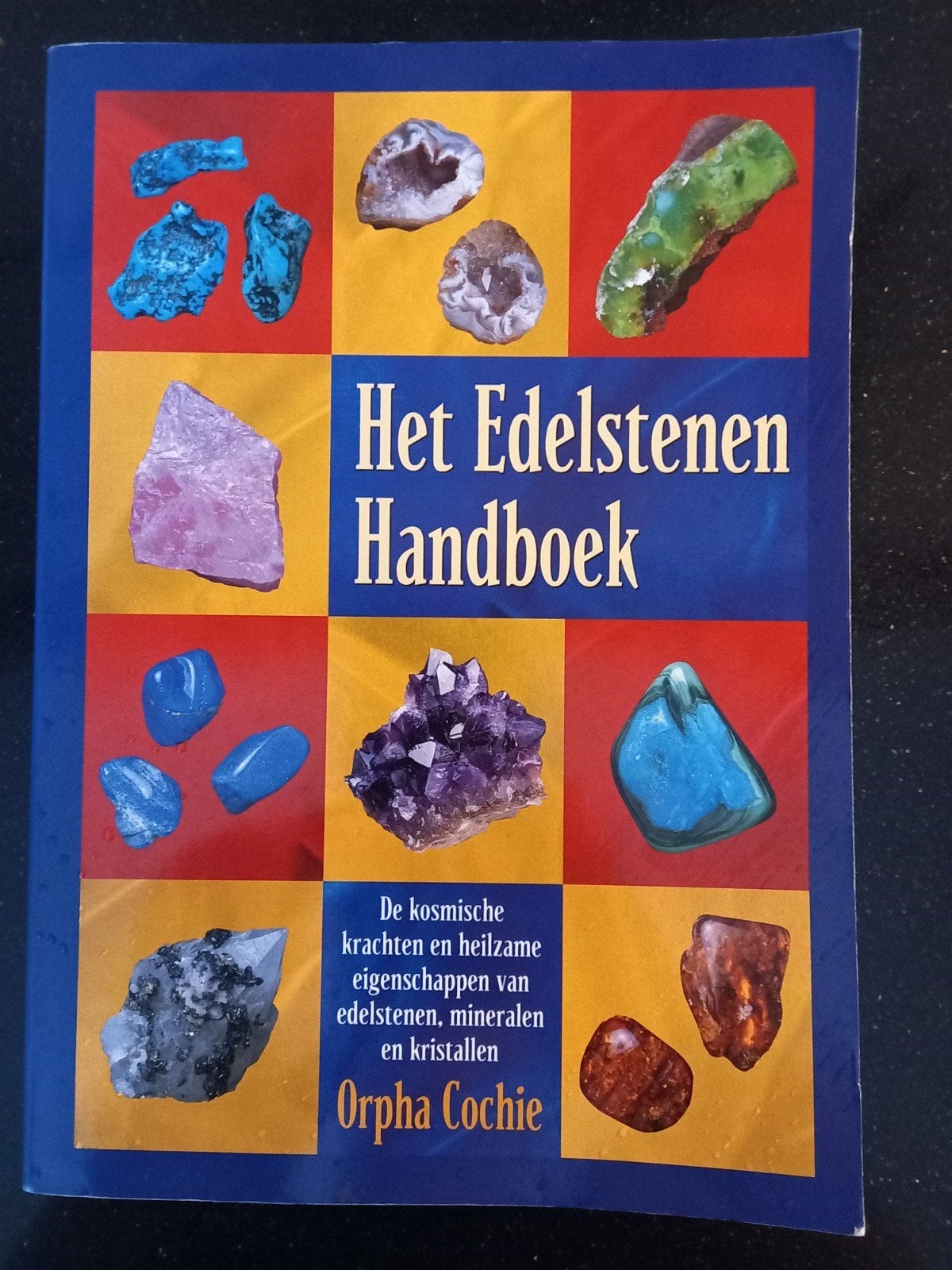 O. Cochie - Het edelstenen handboek, Gelezen, Achtergrond en Informatie, Ophalen of Verzenden, O. Cochie