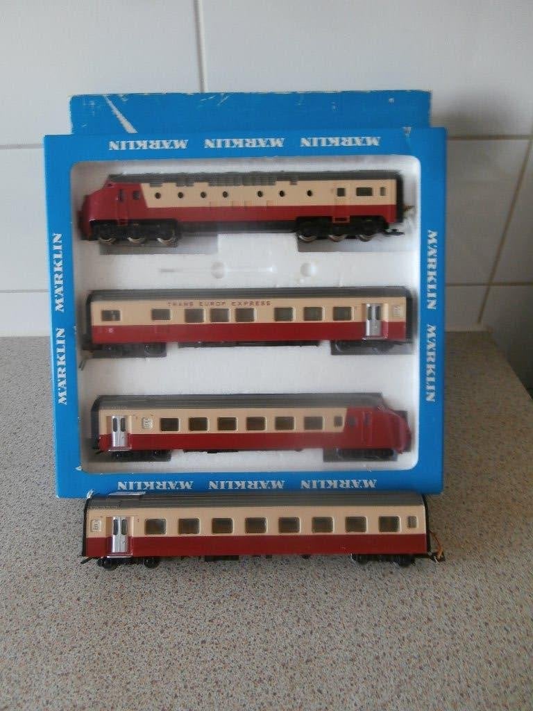 Marklin TEE SBB SET 4 DELIG --3071, Wisselstroom, Treinset, Ophalen of Verzenden, Zo goed als nieuw