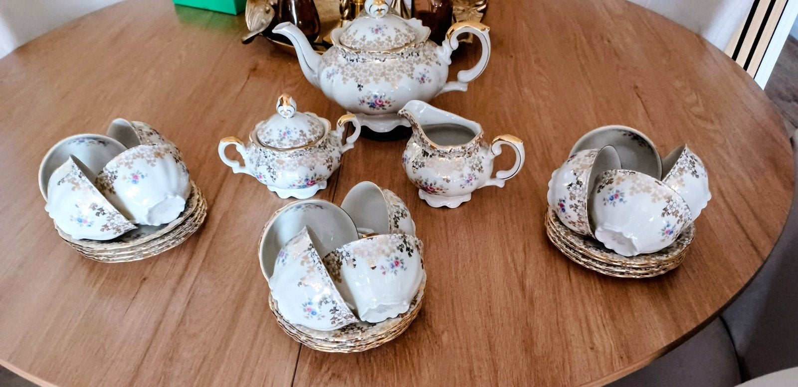 Kronester Bavaria theeservies met bladgoud., Ophalen of Verzenden