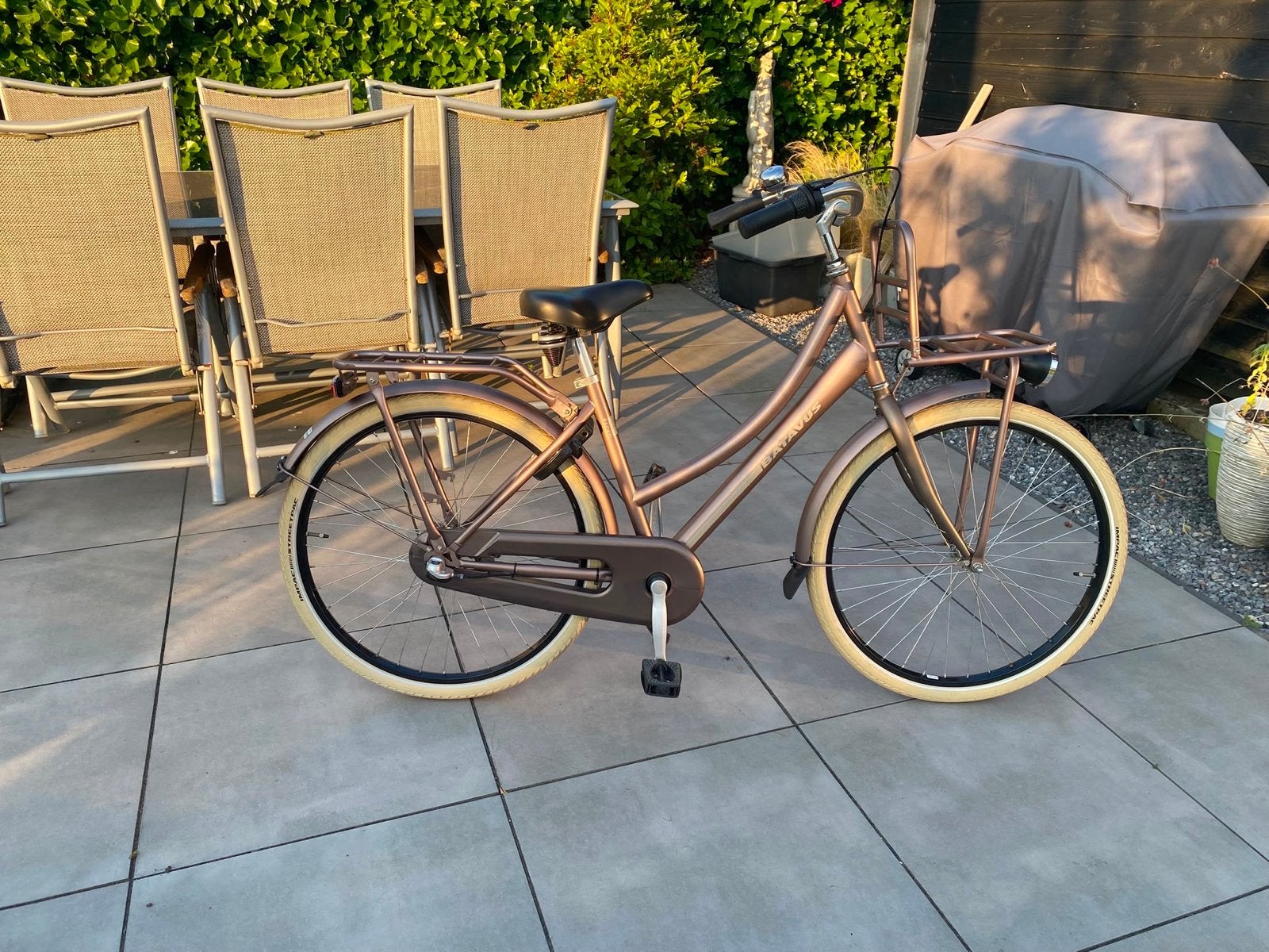 Batavus Packd Meisjesfiets met voordrager - Goed als nieuw, Ophalen, Zo goed als nieuw, 26 inch of meer, Versnellingen