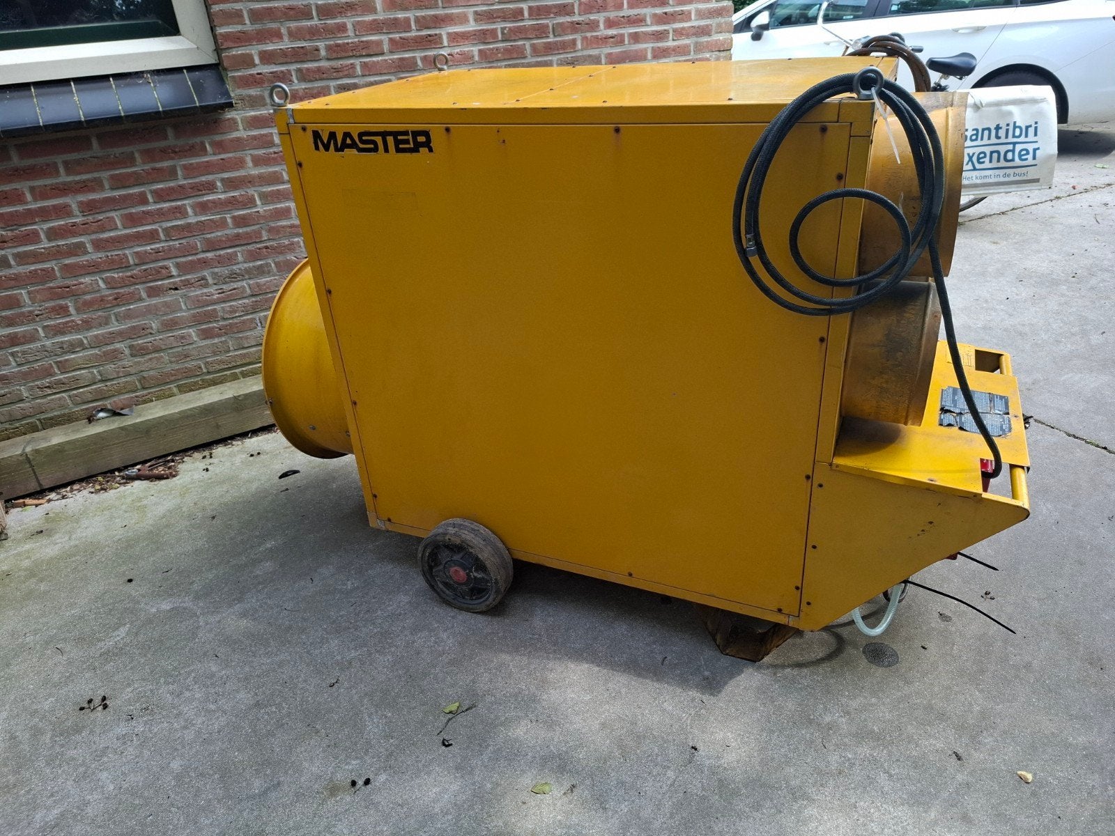 Goed werkende Master bv460 dieselheater, Ophalen