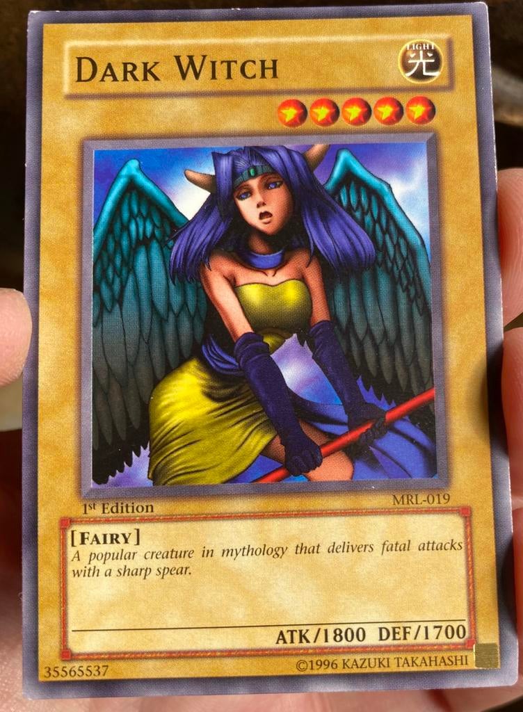 Yu-Gi-Oh! Dark Witch MRL 1st Edition Old US Print !, Ophalen of Verzenden, Zo goed als nieuw, Losse kaart