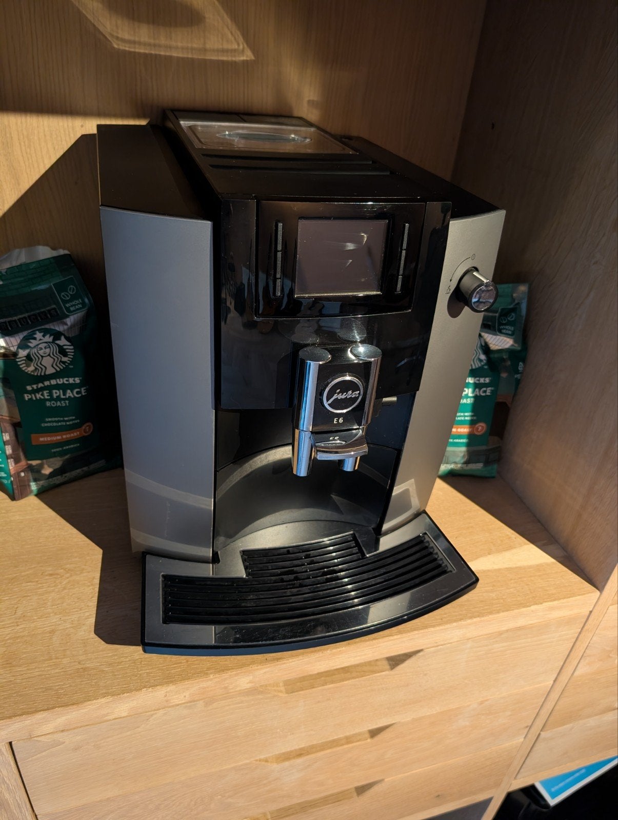 JURA E6 volautomatische koffiemachine, Ophalen, Gebruikt, Koffiemachine, Koffiebonen