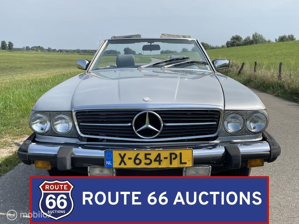 Mercedes-Benz 380 SL | 1984 | Route 66 Auctions, Auto's, Oldtimers, Overige carrosserieën, Zwart, Mercedes-Benz, Bedrijf