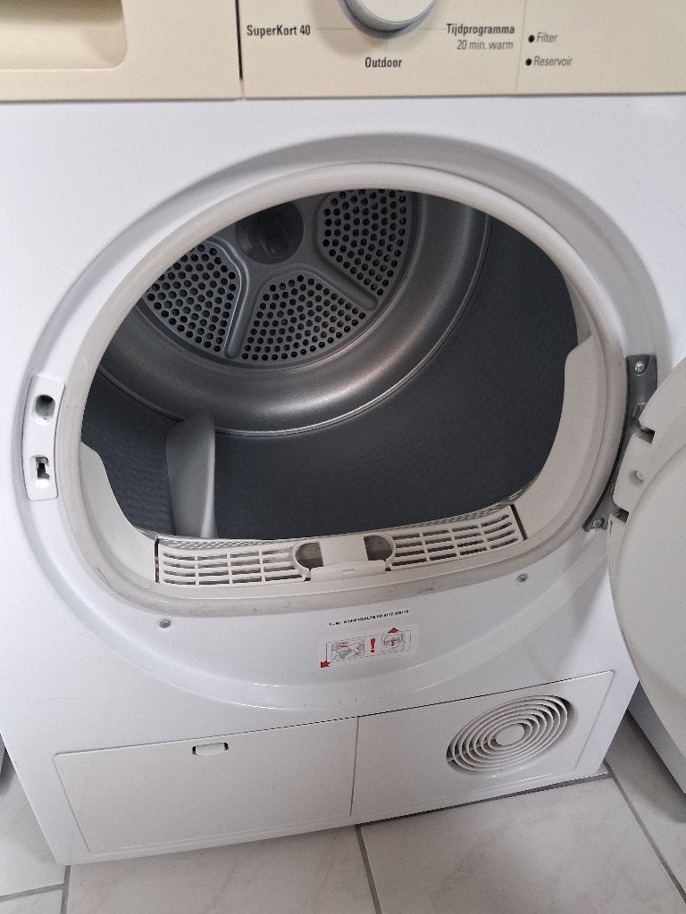 SIEMENS IQ 300 Condens Wasdroger, Ophalen, 6 tot 8 kg, Anti-kreukfase, Zo goed als nieuw