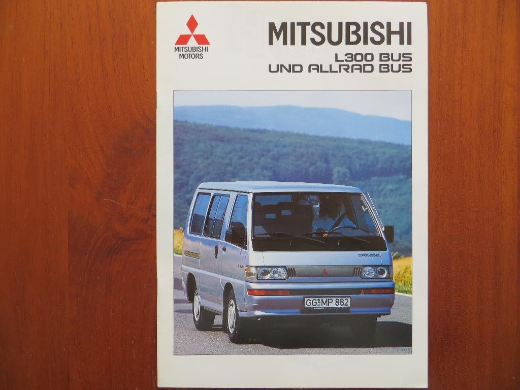 Mitsubishi L300 bus und Allrad Bus (sept. 1991), Ophalen of Verzenden, Nieuw, Mitsubishi