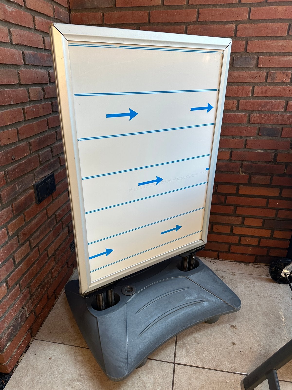 Dubbelzijdig A1 Stoepbord / Reclamebord op wieltjes met wate, Ophalen, Gebruikt, Reclamebord