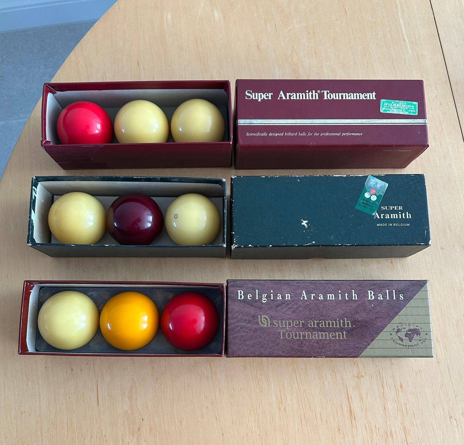 Aramith Tournament biljart ballen - €15 per doos, Ophalen of Verzenden, Zo goed als nieuw, Keu of Ballen