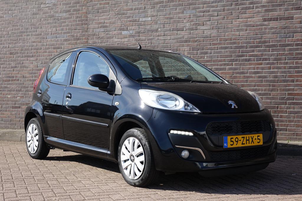 Peugeot 107 1.0 Envy, airco, 5 deurs, keurige auto, nieuwe k, Auto's, Peugeot, Voorwielaandrijving, Euro 5, Gebruikt, 4 stoelen