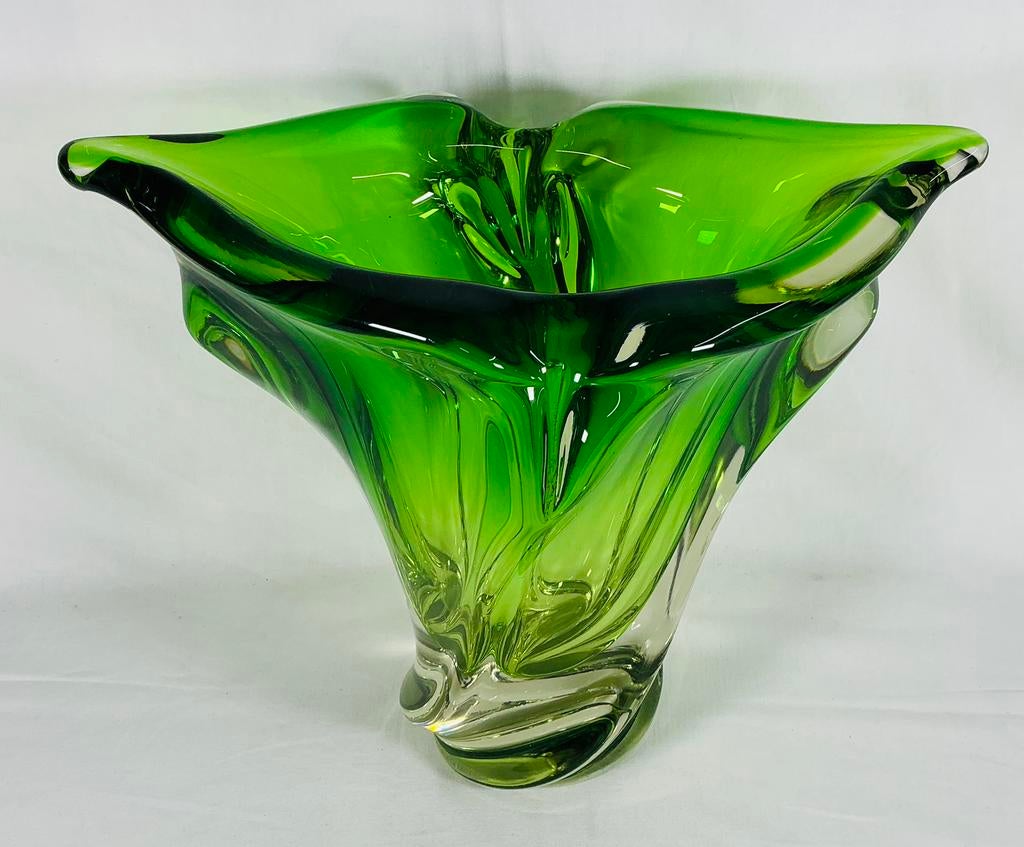 DOYEN Vintage design uranium groen kristallen vaas, Ophalen of Verzenden