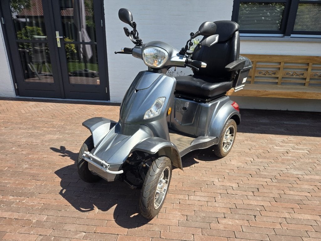 For Motion On For scootmobiel 2022 nieuwstaat 1438KM, 25km/h, Zo goed als nieuw, 16 km/u of meer, 46 km of meer, Ophalen