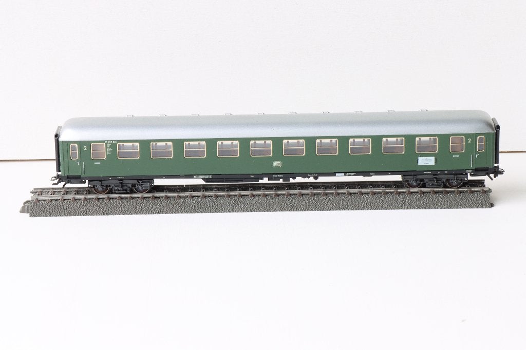 Märklin H0 4052 sneltreinrijtuig 2e klas Büm 232, Wisselstroom, Wagon, Ophalen of Verzenden, Zo goed als nieuw