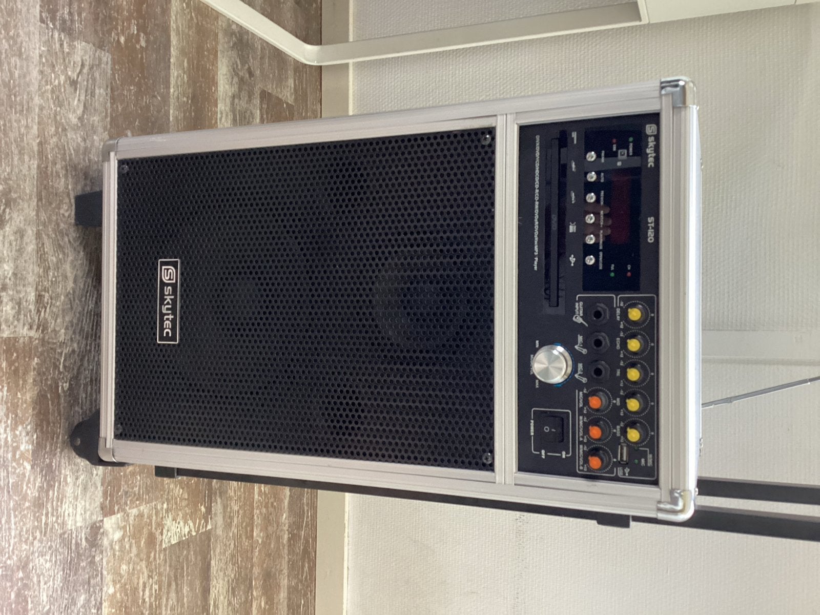 Skytec ST-100 Draagbare PA-set met microfoons, Ophalen, Gebruikt, Overige typen, Draadloos
