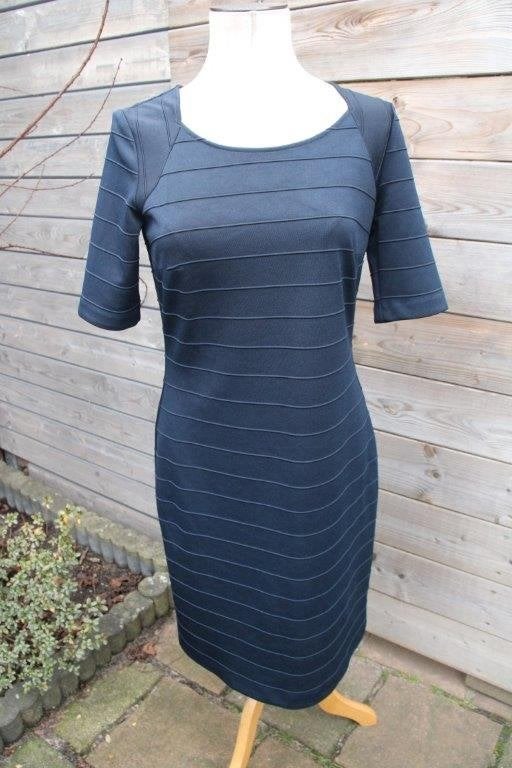 Jurk donkerblauw Betty Barclay mt 40 Vaste prijs, Kleding | Dames, Maat 38/40 (M), Blauw, Betty Barclay, Ophalen of Verzenden