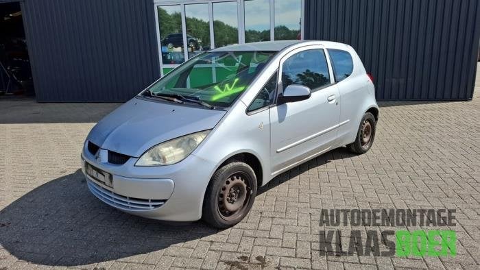 Voorbumper van een Mitsubishi Colt, Gebruikt, -, -, 6 maanden garantie