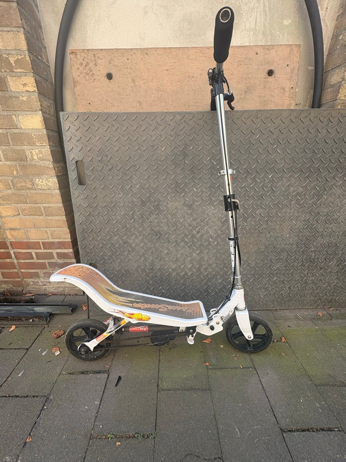 Witte Space Scooter - Klaar voor een nieuwe ronde!, Ophalen, Gebruikt, Gewone step